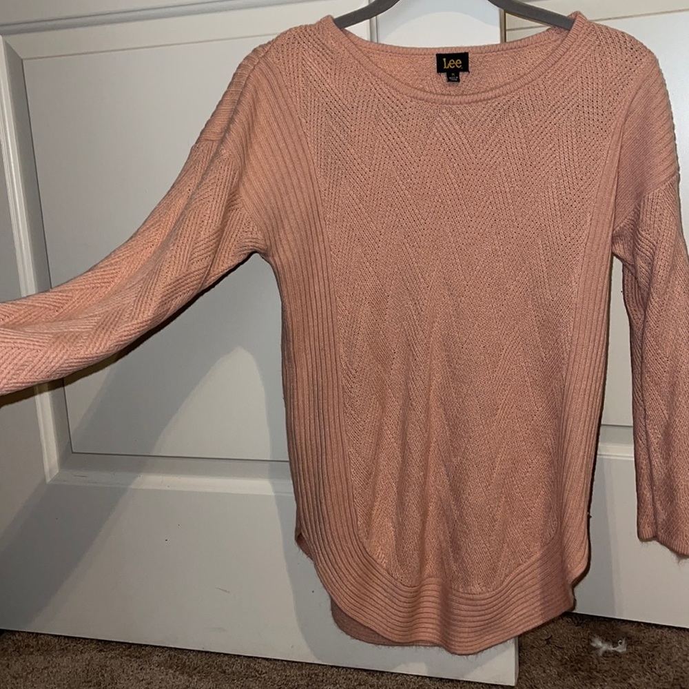 Long sleeve pink sweater